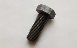 Šroub M6 x 20 mm